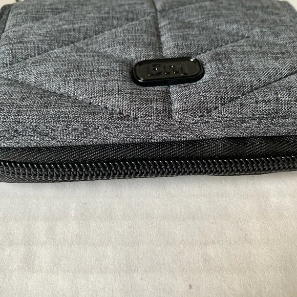 Lug Rodeo 2 Wallet Wristlet Heather Grey New - Picture 7 of 16